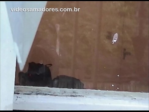 ❤️ Gizon hunkigarria bere neska-laguna beste mutil batekin ikusten, putz-bideo bat grabatzen bikotea molestatu gabe ️ Izorratu bideoa pornoan eu.passenger33.ru ﹏
